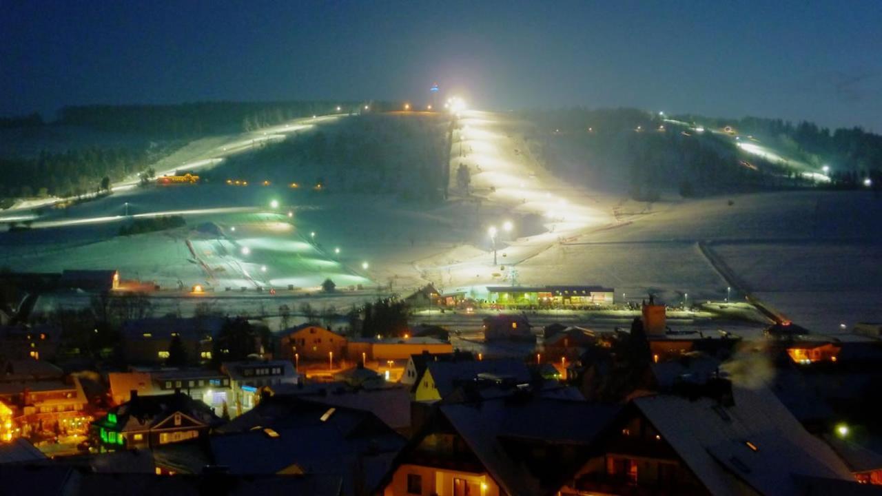 Quartier12 "Ski In & Bike Out" - Fewo Berg Willingen  Εξωτερικό φωτογραφία